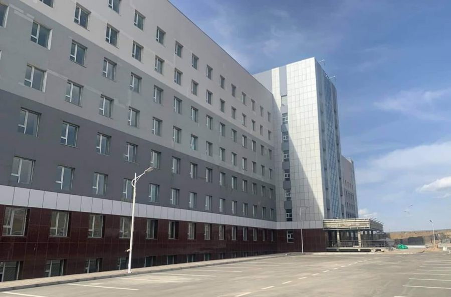 Яармагт баригдаж байгаа 300 ортой Нийслэлийн Эх, хүүхдийн эрүүл мэндийн нэгдсэн төвийн ажлын явц 98 хувьтай байна