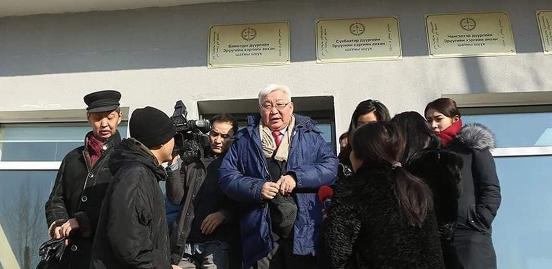 Хотын дарга асан Э.Бат-Үүлд дөрвөн жилийн хорих ял оноолоо