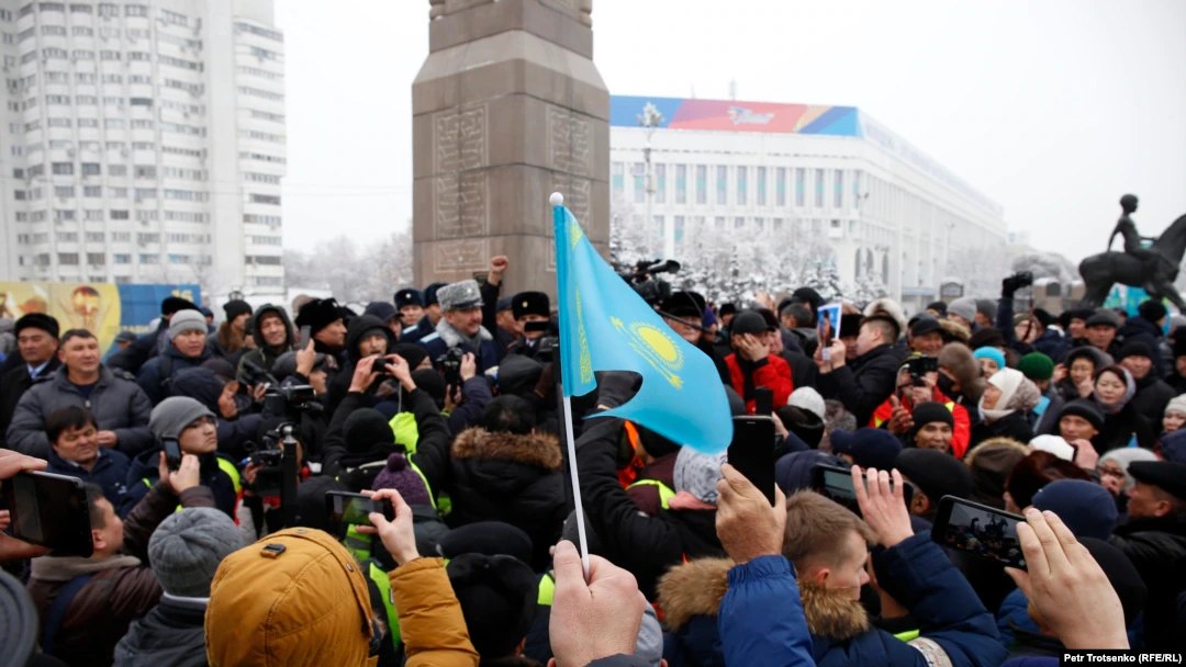 Монголын 4028 иргэн Казахстанд ажиллаж, амьдарч байна