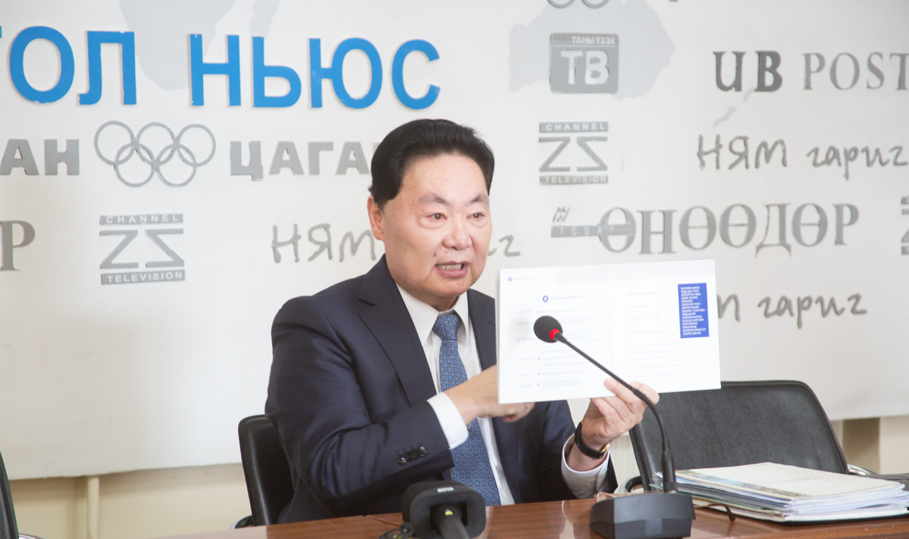 Б.Эрдэнэбат: Манай Засгийн газар өнгөрсөн хугацаанд бариулна гэж баталгаа гаргасан орон сууцнаасаа нэгийг ч бариулах захиалга өгөөгүй