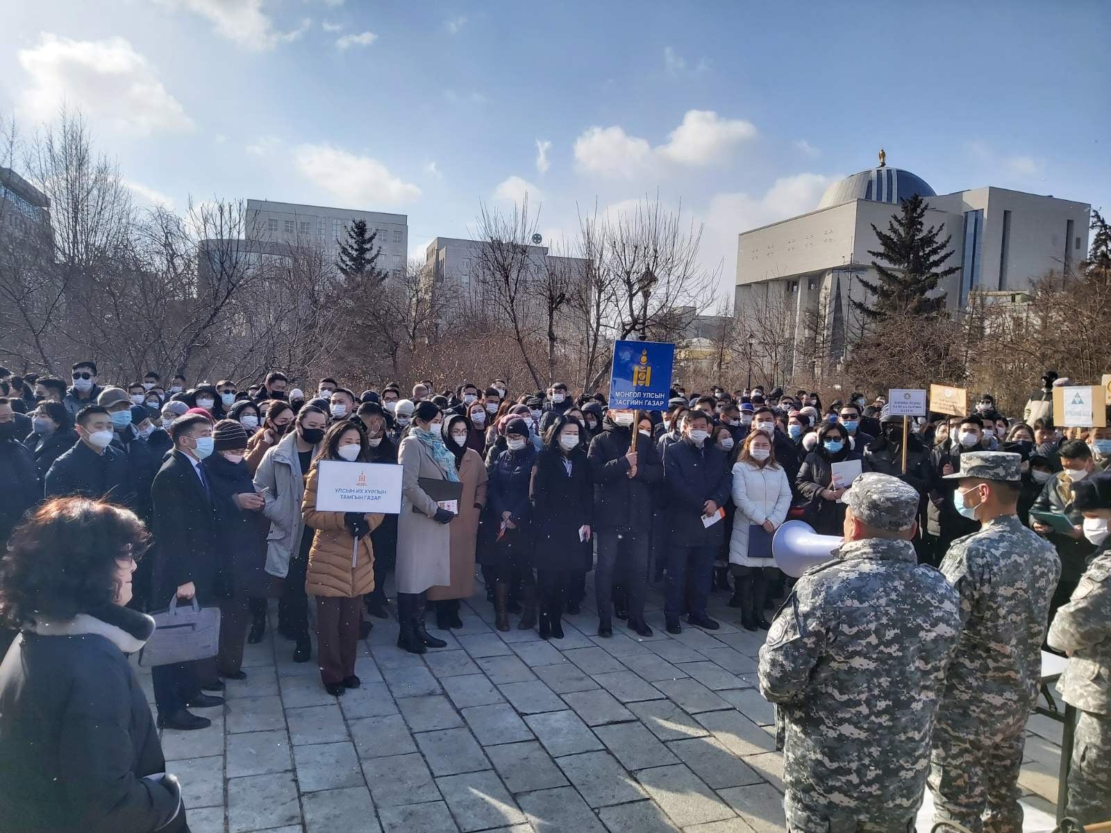 Гамшгийн аюулын тухай зарлан мэдээллийн дохиогоор ажиллах дадлага, сургуулийг  зохион байгууллаа