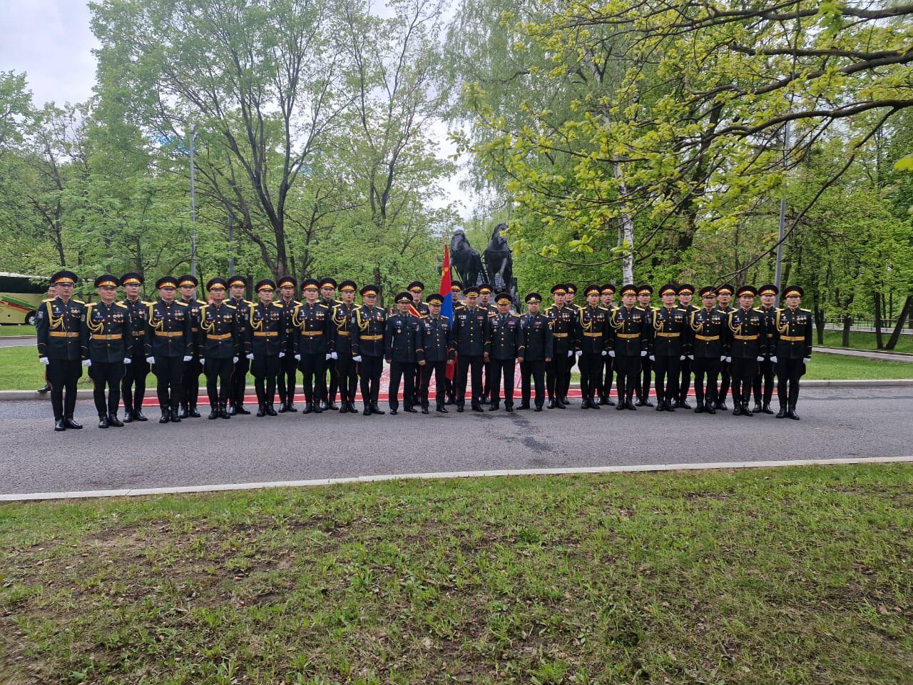Монгол цэргүүд өнөөдөр Москва хотноо ёслолын парадад алхана