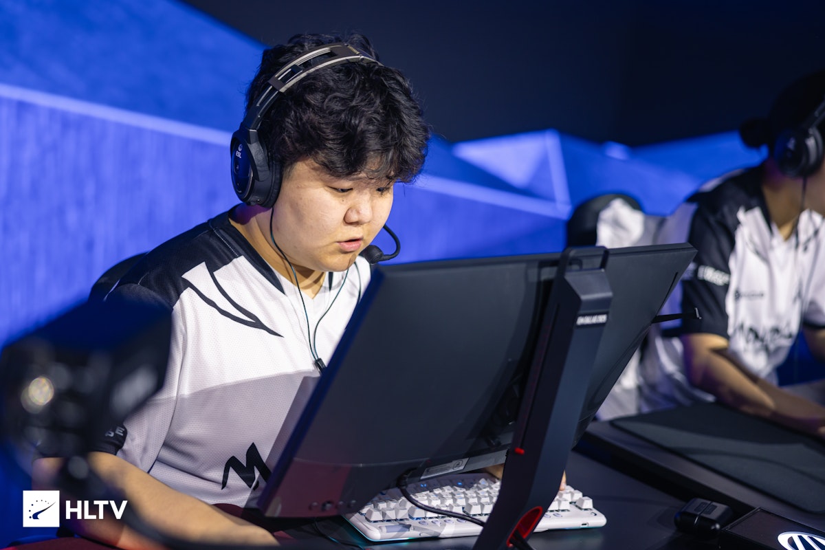"The MongolZ" багийн залуу тоглогч Аюуш "Mzinho" Батболдыг HLTV сайт онцолжээ