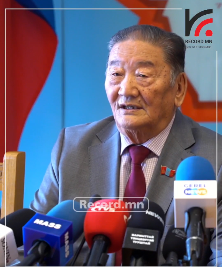 Сүүлийн үед үүсээд байгаа зөрчил бол Амарбаясгалан болон Занданшатар гэх хоёр хүний зөрчил биш