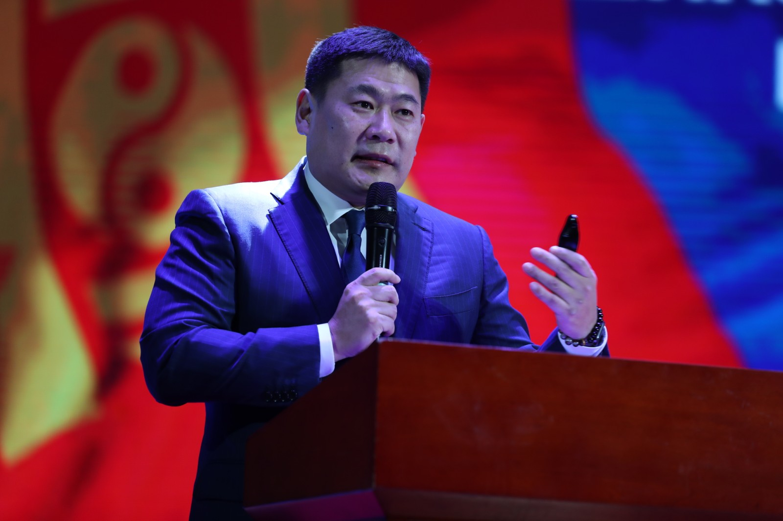 Б.Балжир: Л.Оюун-Эрдэнэ арай л дэндүү муу Ерөнхий сайд байжээ