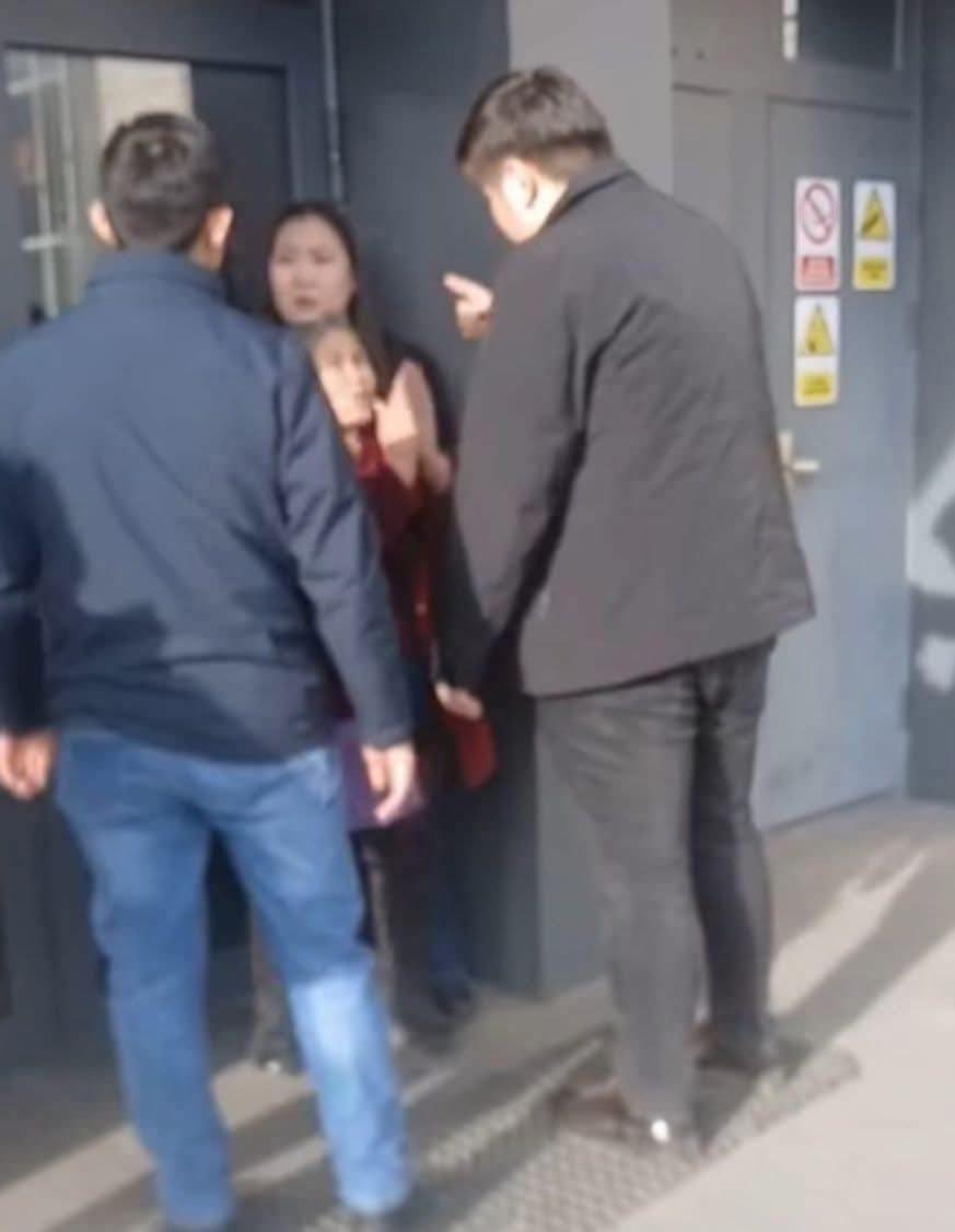 Ажлын байранаа архидан согтуурсан дарга нарыг ажлаас нь чөлөөлжээ