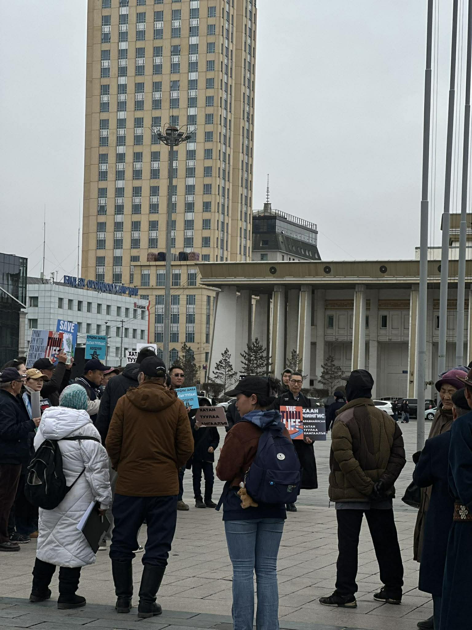 Ой судлаач Н.Бямбасүрэн: Туул голын бургасыг маш мэргэжлийн бусаар, харгисаар  хядаж үгүй хийсэн байна