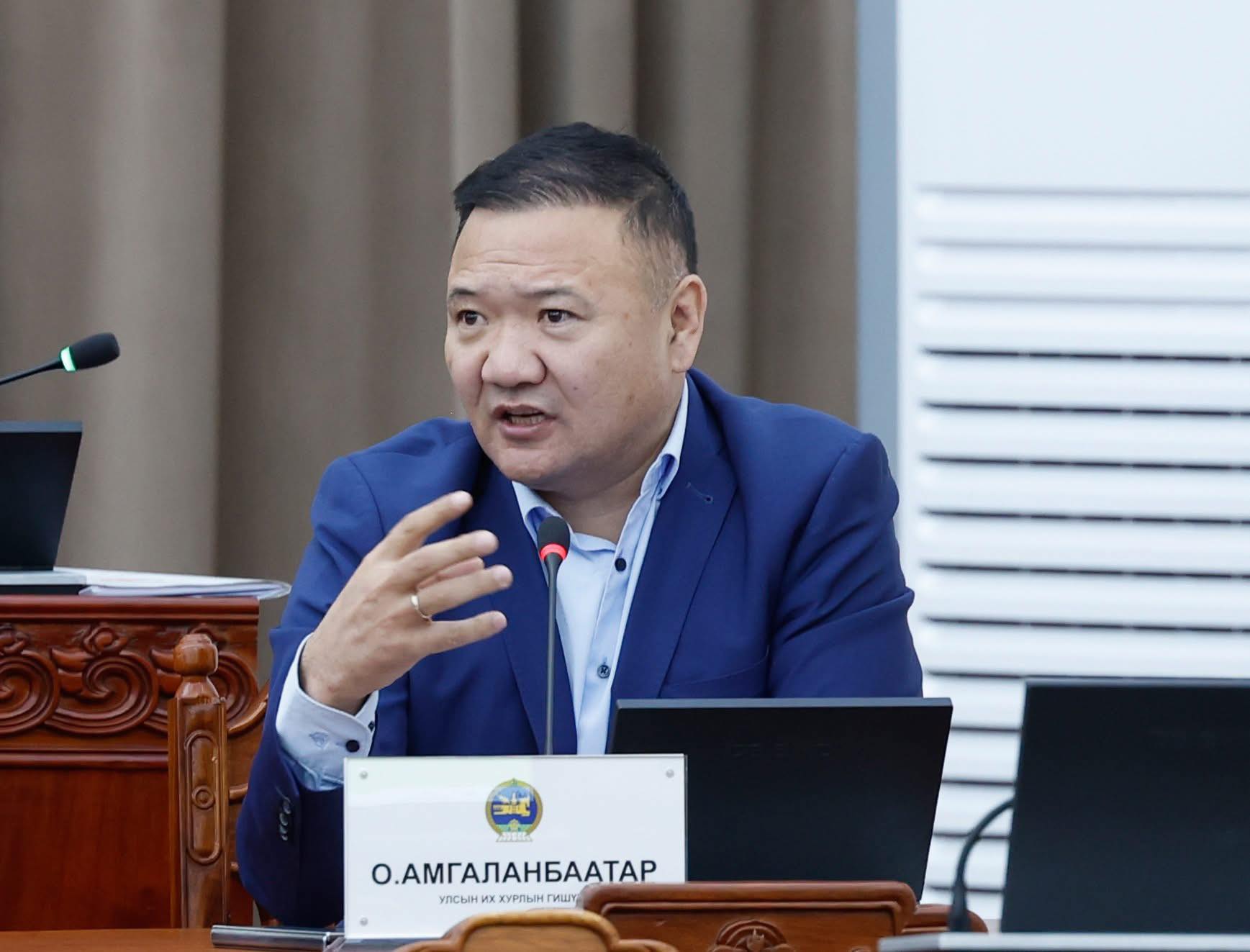 О.Амгаланбаатар: Харбины гэрээг шалгуулахгүйн тулд зарим  нь хил хаана гэх мэт ор үндэсгүй  худал зүйл яриад, зарим нь шрейкийн муур царайлаад явж байна