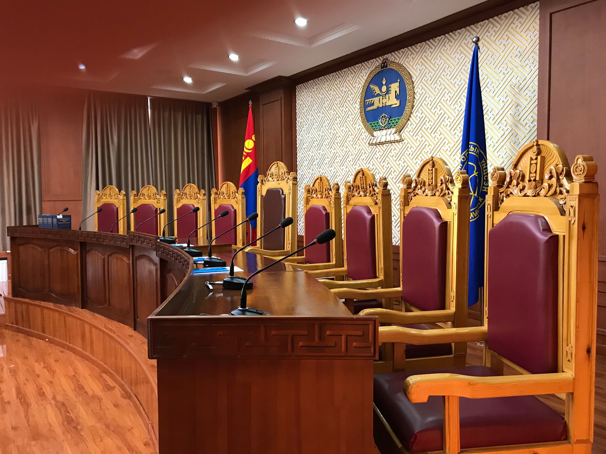 Ерөнхийлөгчийн хууль Үндсэн хууль зөрчсөн гэж дүгнэжээ