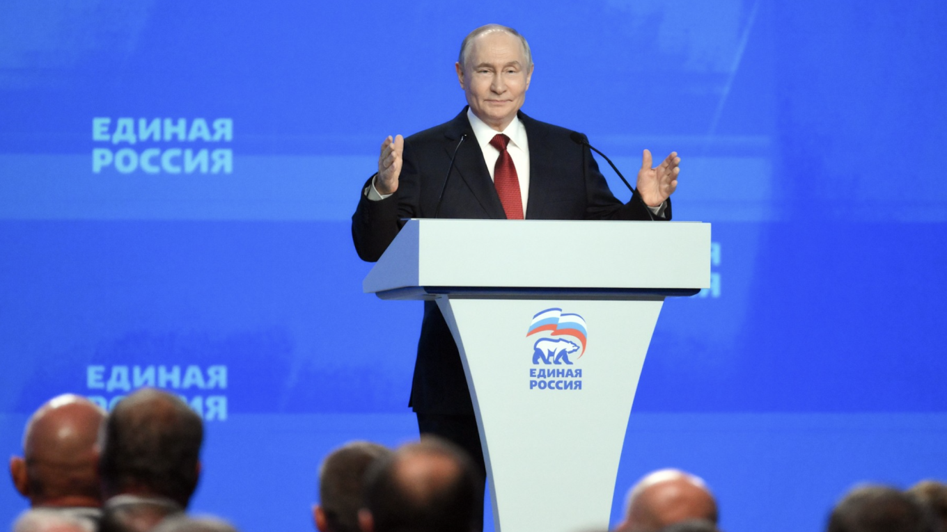Владимир Путин Барууны орнууд Оросыг стратегийн хувьд ялж чадахгүй гэдгийг мэдэгдлээ