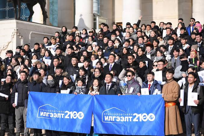 “Ерөнхийлөгчийн илгээлт-2100” тэтгэлэгт хөтөлбөрийн эхний шатанд шалгарсан 420 хүүхдийн нэрийг зарлаж байна