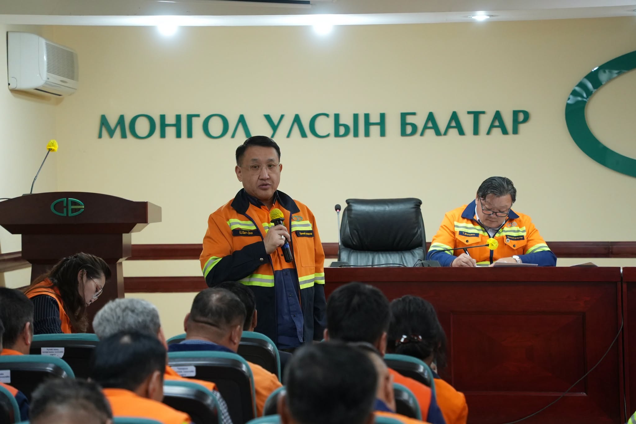 Эрдэнэт үйлдвэр оны эхний 9 сард үйлдвэрлэлийн төлөвлөгөөт үзүүлэлтүүдээ 100-аас дээш хувиар биелүүлэн ажиллаж байна
