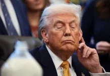 АНУ дэлхийн 75 улсын иргэдэд олгодог цагаачлалын визийг түр зогсооно гэж мэдэгдлээ